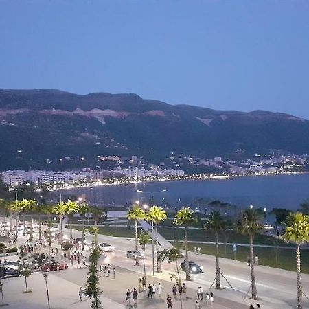 Eva Apartament Appartement Vlorë Buitenkant foto