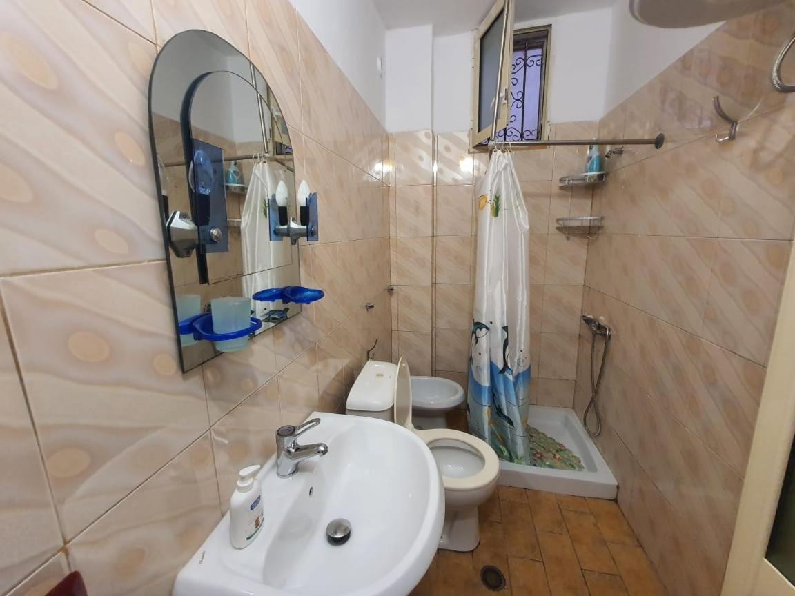 Eva Apartament Appartement Vlorë Kamer foto
